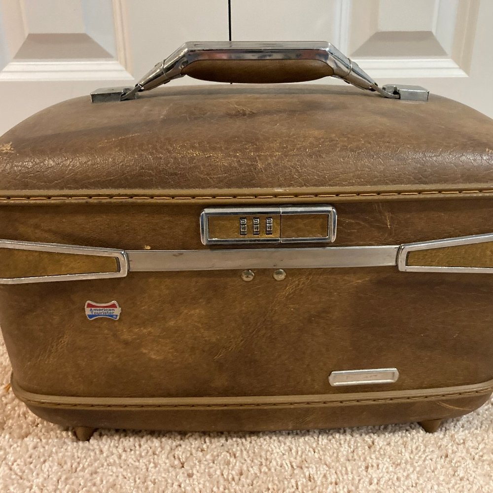 Vintage American Tourister Hard Shell Train Cosmetic Case